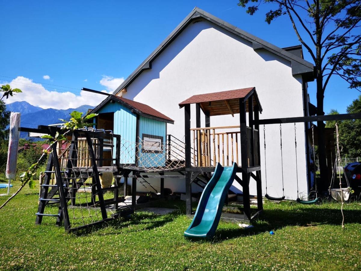 Aparthotel Cedar Crest Rîşnov Exterior foto