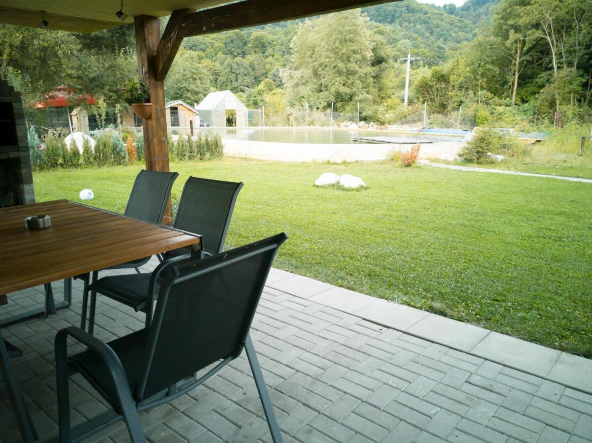 Aparthotel Cedar Crest Rîşnov Exterior foto